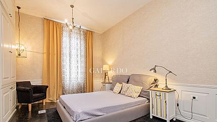 Luxury one-bedroom apartment on Slaveykov Square