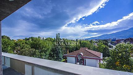 A beautiful three-room apartment in a boutique luxury building in Vitosha district