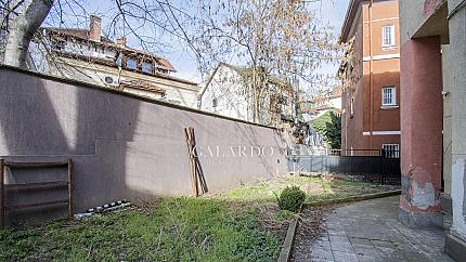 House for sale next to Doctor's Garden and Orlov Most