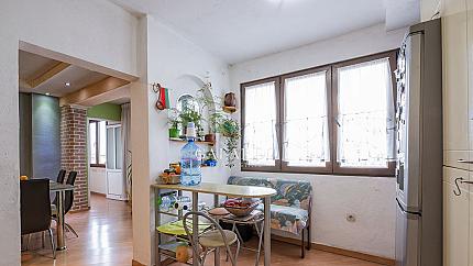 Three-bedroom apartment in Lyulin 5