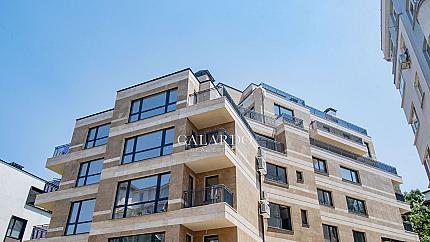 Spacious 3 bedroom apartment in a boutique building in Lozenets