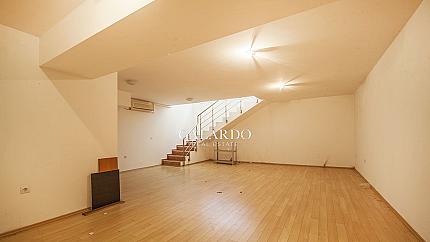 Functional office on two levels, in excellent condition, Studentski grad district