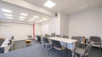 Office in a quiet place near the metro station in Lozenets