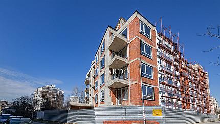 Тристаен апартамент ново строителство