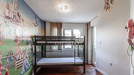 Spacious apartment in Beli Brezi district