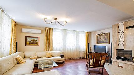 Two-bedroom apartment with a feeling of a house with a yard for rent in Dragalevtsi