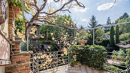 A lovely four-bedroom Provençal house at the foot of Vitosha