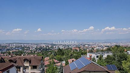 A wonderful 3 bedroom apartment with an amazing panoramic terrace