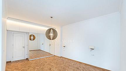 Great four bedroom apartment with aristocratic spirit