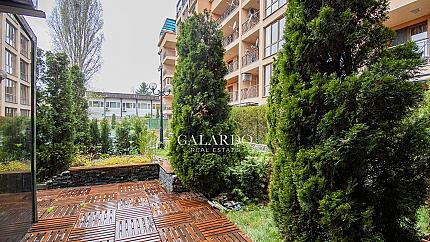 Ground floor apartment with a magnificent garden in a gated complex