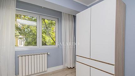 Two-bedroom apartment next to "Doctor's Garden"