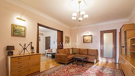 Spacious three bedroom apartment in front of Borissova Garden