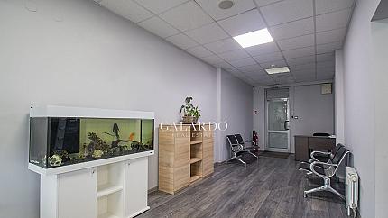 Spacious office for sale in a shopping center, Mladost 1А quarter