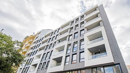 Three-room apartment in the Center of the capital in a new building