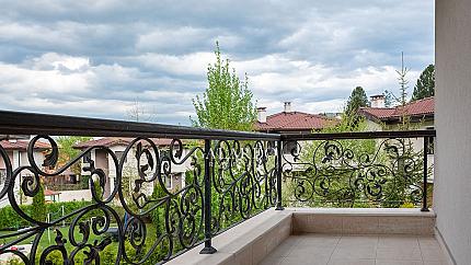 Elegant and cozy house in a gated complex next to the Anglo-American school