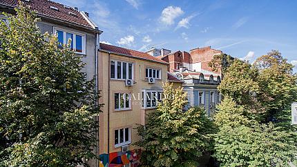 Spacious three-room apartment near Vitosha Boulevard