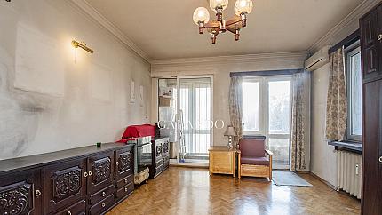 Spacious three bedroom apartment in front of Borissova Garden