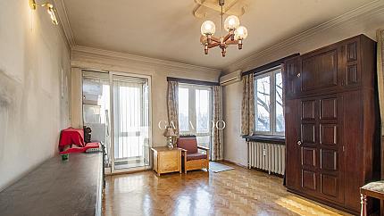 Spacious three bedroom apartment in front of Borissova Garden