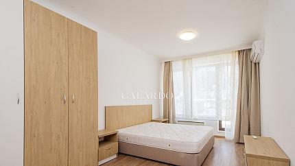 Sunny and spacious three-bedroom apartment in Dragalevtsi district