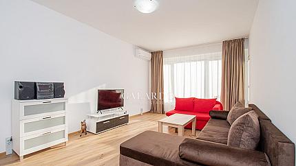 Spacious and bright two bedroom 1.5 bath apartment in Borovo