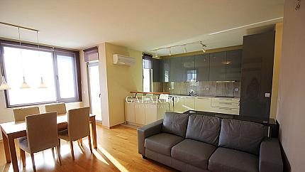 Spacious apartment with two bedrooms and a garage in a luxury building on Bulgaria Blvd., Manastirski Livadi