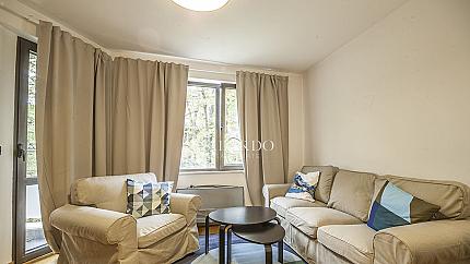 Stylish two bedroom apartment in Doctor's Garden