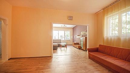 Apartment near Graf Ignatiev, suitable for office