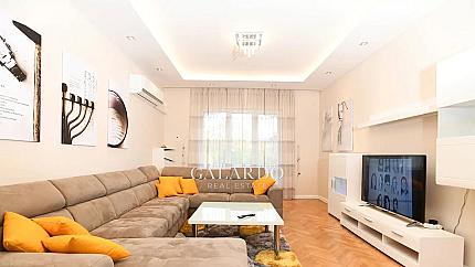 Четиристаен апартамент с паркомясто в кв. Докторски паметник