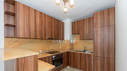 South one-bedroom apartment in a prestigious building in Lozenets