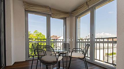 Two-bedroom apartment with beautiful views of the Doctor's Garden