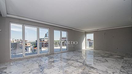 Penthouse with 360 panorama and a private elevator in Krastova Vada