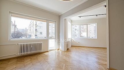 Sunny and spacious unfurnished office near the National Palace of Culture