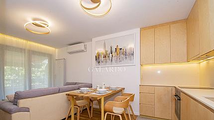A cozy luxury apartment next to the NDK with a wonderful terrace