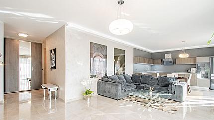 Luxury Designer Apartment Near Paradise Mall and Vitosha Metro Station