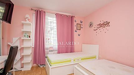 Spacious three-bedroom apartment next to MALL Bulgaria