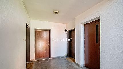 Spacious two bedroom apartment in a spacious Center next to the National Polytechnic Museum