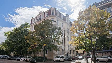 Неповторим апартамент срещу Народния Театър