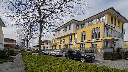 Sunny two-bedroom apartment with parking place in Residential Park