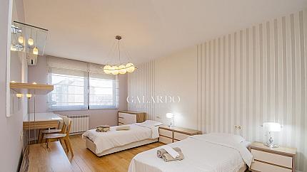 Luxury two  bedroom apartment in Oborishte