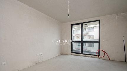 Panoramic two-bedroom apartment in a new building, Poligona quarter