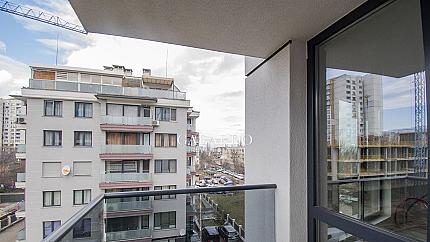 Panoramic two-bedroom apartment in a new building, Poligona quarter