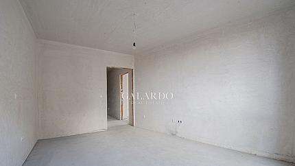 Two-bedroom apartment in a new building, Poligona quarter