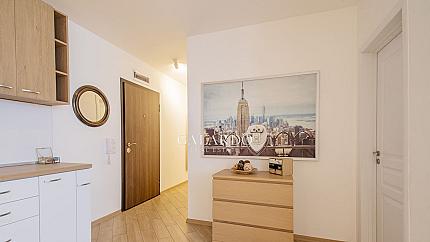 Cozy two-bedroom apartment in Manastirski livadi
