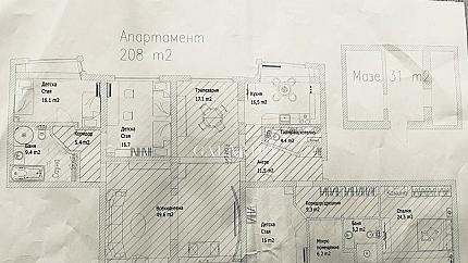 Функционален многостаен апартамент в кв. Хаджи Димитър