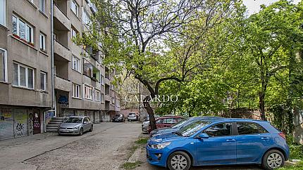 Spacious apartment meters from Vitosha Blvd.
