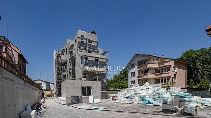 Апартамент с две спални в нова сграда, кв. Кръстова вада