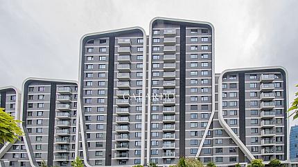 Луксозен тристаен апартамент в престижна сграда А3 на бул.България