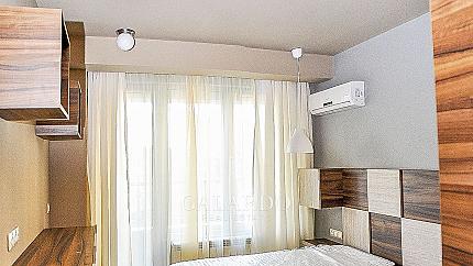 Fully furnished three bedroom apartment located at Student City.