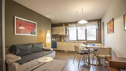 Стилен апартамент в центъра на София