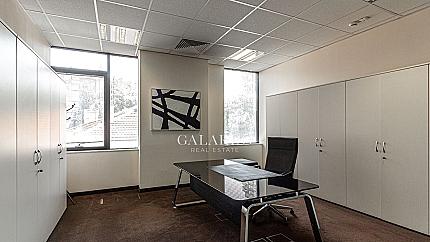 Модерен оборудван офис в сграда клас А на бул.Черни връх, кв.Лозенец